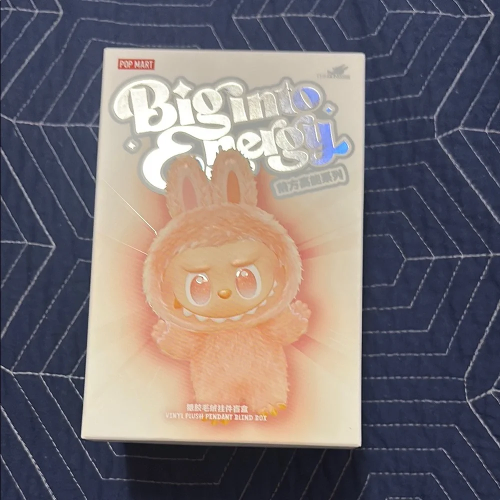 POP MART Big Into Energy Labubu “Happiness” - Picture 2 of 8